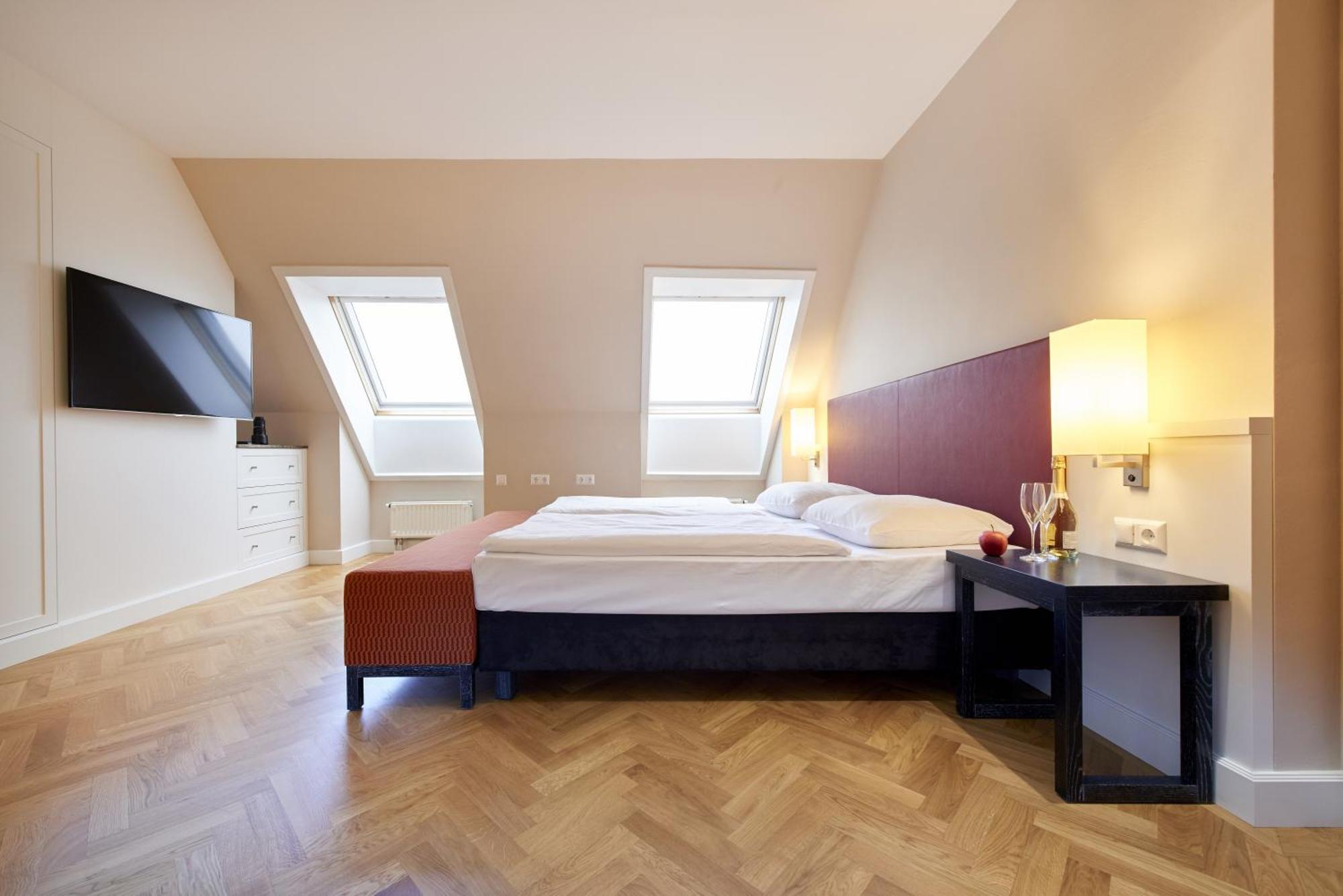 Singerstrasse 21-25 350m Next To St Stephen's Square Hotel apartamentowy